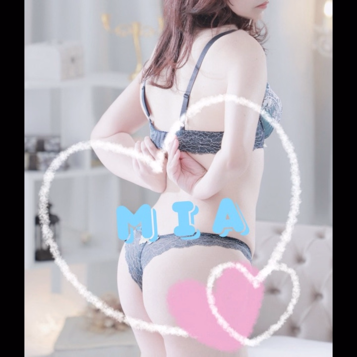 搾精研究所　みあ




5:00まで出勤🕯️


 

マツエク行ってフッサフサ♡
ピンクとパープルMIXで
ちょっとテンション上がってる🩷💜


 

 

 

仲良しのお兄様
ありがとうございました♡

いっぱい全身舐めさせてもらって
初めてのお尻も舐め舐めできて
反応見てるのが楽しくて
つい夢中になっちゃった😚💕

エロい姿もたくさん見れて
嬉しかったな〜♡

 

 

 

今日はなんとなく
距離近めでゆっくり過ごしたい気分☺️


 

癒されて甘えたい人も
ちょっとドキッとしたい人も
その日の気分で任せてくれたら嬉しいな🤍


 

一緒にのんびりしながら
楽しい時間過ごそ😌


 

会えたら嬉しいな♡
待ってるね🫶🏻

 

 

 

 

🕊️美波　みあ🕊️