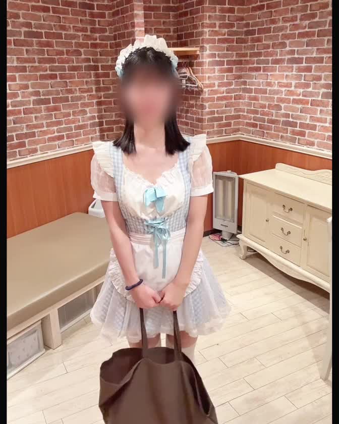 駆け寄り(((੭*ˊᵕˋ)ˊᵕˋ*)ぎゅ～♡

…実際はこんなんじゃないんですけどね( ˊᵕˋ ;)(小声)



※照れ屋＆恥ずかしがり屋が先行すると
(本当は今すぐにぎゅーってして、
離したくないのに(´⸝⸝•ω•⸝⸝ `))
素直になれず天邪鬼発動します(´・ω・｀)


あとは、、、

ほらほら、引き止めるのは
ご主人様を困らせてしまいますし( ;´꒳`)


リアルなバージョンはそのうち載せる…

かも？？ᐠ( ᐛ )ᐟ