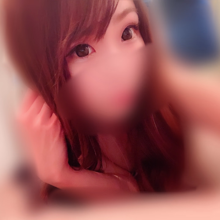 こ〜ちゃん

初対面 お遊びありがとぉ🥹🩷ྀི

最初 ドキドキしちゃった💓
手めっちゃ冷えてたけど温めてから
温くなって良かった🫶

舌ピの初体験 気持ち良さそうに
してくれて嬉しかった♥️

出張ばっかりで大変だろうけど
また、明日もお仕事頑張ってね💕︎
雨も☔️降るみたいだから気を付けてね(´・ω・｀)

仕事の疲れを癒せれて嬉しい🫣ᩚ

次はいっぱい甘えちゃうかもだけど
宜しくね(/// ^///)‪❤︎‬‪⸝⸝⸝