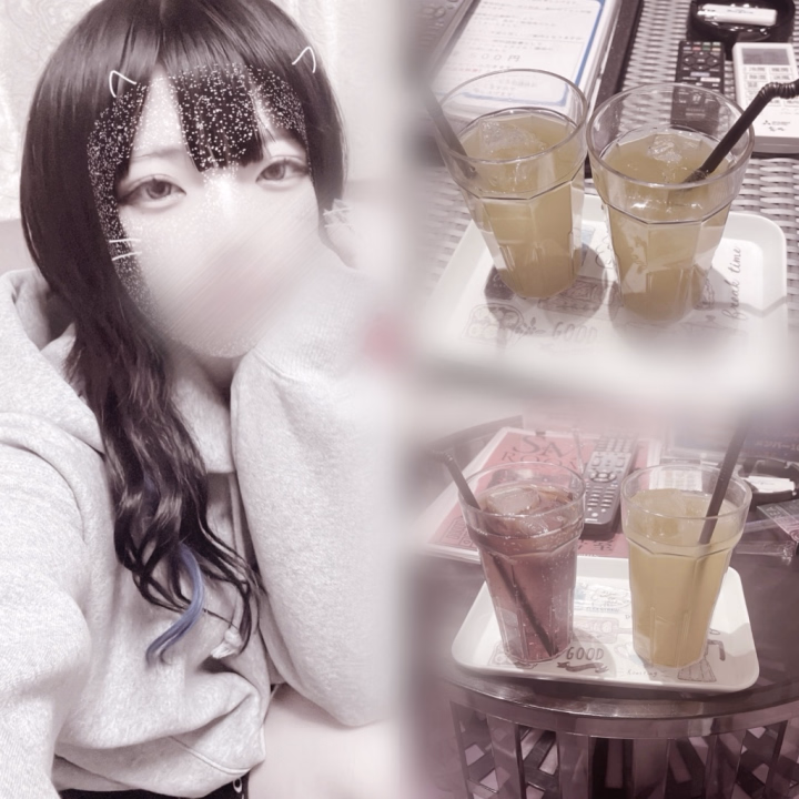 ◾︎ 1/20･1/24  :  Tちゃん

その数日間に2️⃣回もよんでくれたのメロすぎるんだが‼️> ̫ <🎶
初めましての時から話しやすかったし気が楽すぎて…うちら前世絶対出会ってるよね〜〜✌🏻✧
一服の時間与えてくれるし優しくしてくれてあむち至福のひと時だった🍓
時間経つの早すぎるんだよな〜(笑)
まだ2️⃣回だけどいつも楽しい時間ありがとだし、あむちのお話聞いてくれてありがとう☺️
今週あと1️⃣回呼んでくれるか⁉️📞
ジュースはお決まりのなっちゃん🍊