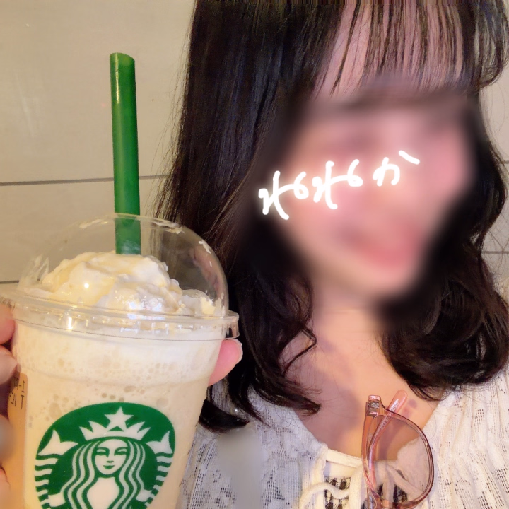 やーーっと新作のはちみつバナナ飲めた！
バナナアフォガートよりもあまくておいしい〜🍯💛
お仕事の合間にぴったりなドリンク🎶
甘いの得意なお兄さまは是非🎶


明日のシフトです🫧
13日　15~24:00
お誘いはヒメチャンネルから🎀
おまちしてますね꒰ᵕ⸝⸝ᴗ . ᴗ⸝⸝ᵕ꒱

今日はお仕事終わりマイケル観てくるよ〜🕺🕺🕺


ねねか🐈🧚🏻