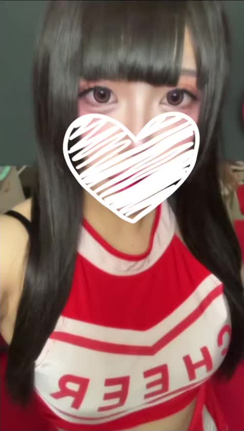 耳元でこっそり話しかけられたり、
近くで見つめられたり……♡

そんな距離感って、
意識しちゃわない？🤫

そらとふたりきりになったら、
いつもよりドキドキさせちゃうかも🖤

覚悟して会いに来てね？