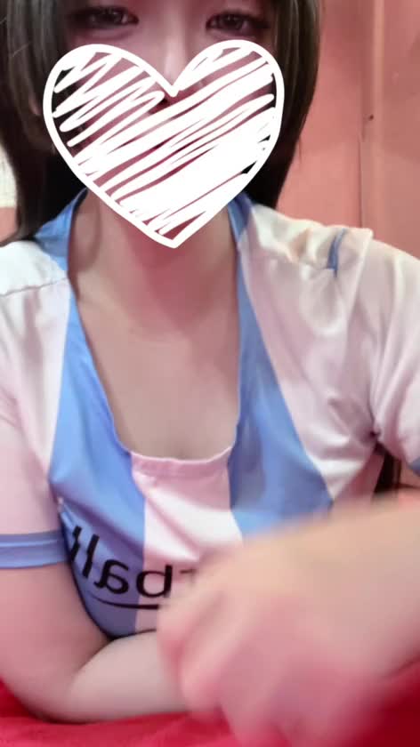 おっぱい好きな人〜？🙋🏻‍♀️💕

ぎゅーってしたくなるような柔らかさ、堪能してほしいな…♡
いっぱい目で見て、いっぱい可愛がってくれるお兄さんいる？🥺

会いに来てくれたら嬉しいな🫶🏻💋