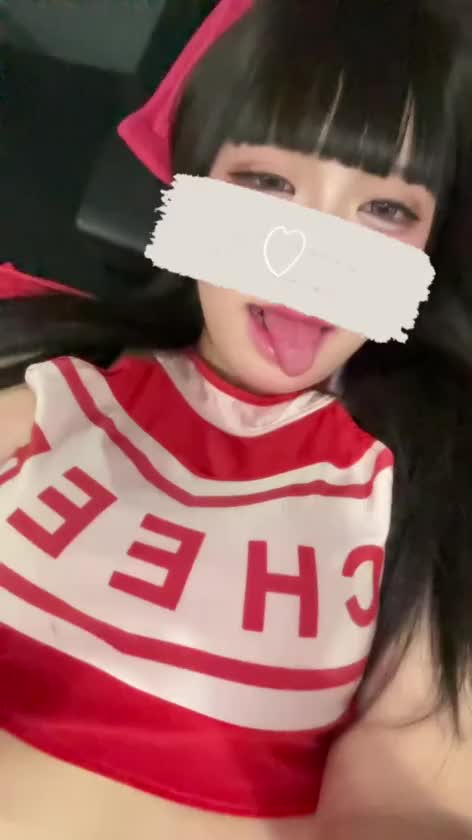 ねえ、お兄さん♡

そらのこと気になってるのに、
会わずに帰っちゃうの？🤭

せっかくなら、ちょっと大胆なそらも
知ってほしいな🖤

後悔しても知らないよ？💋