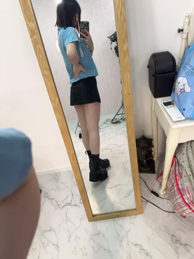 過激すぎると消されてしまう。

だかこれくらいがちょうど良いな🙆‍♀️👌

過激は会ってからのお楽しみって事で♡