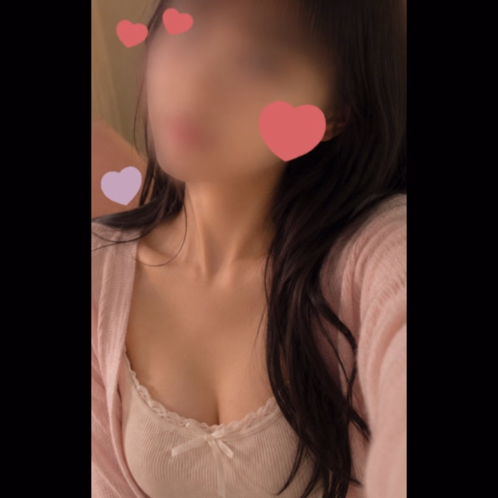 おはようございます☀️
りちです💞
今日は16時から出勤します✴️
