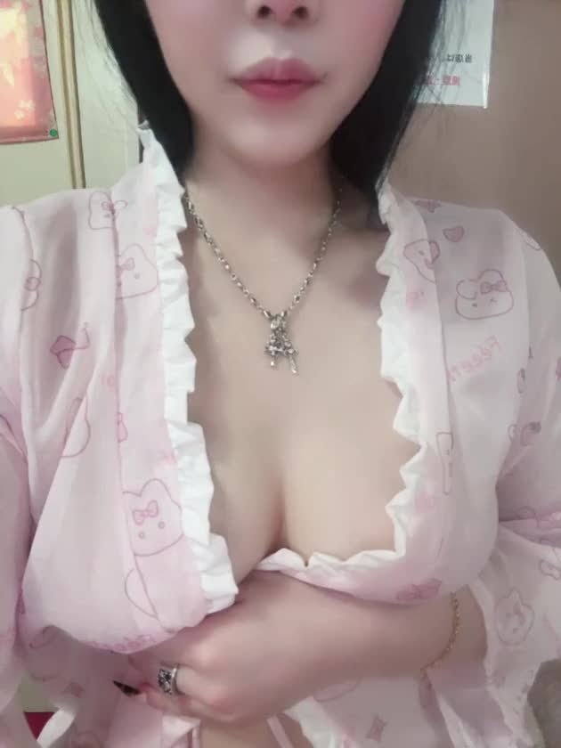 花魁衣装も可愛い💕
お兄様はどんなコスが好きかな♥️