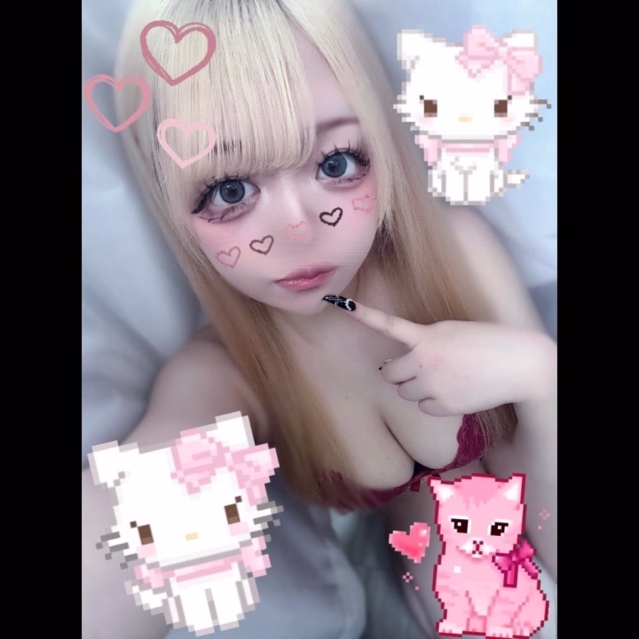 こんばんわ！らぶりですっ！♡

本日24:00らすとまで出勤してますっ🙌🏻

この前の土曜日にお家の事情で
おやすみしちゃってごめんね🙇‍♀️💦

会いに来ようとしてくれてたお兄様がいたらリベンジいつでもまってる🥺💖

今日はお店まったりさん気味なので
らぶりのこと独り占めにできちゃうよ🥰

いーっぱいちゅーもぎゅーもできる🥺🥺
イチャイチャもたっくさん！！🥰🥰

あとあと！この前言った通り、
今日から条件とってます！🥺🙌🏻

下のお触りもおっけいだよっ！🔞💖

たくさん気持ちいいことしちゃおっ♡♡
グリーン車のご予約いつでもまってる🚃💕

はやくまってるね~っ！♡♡
