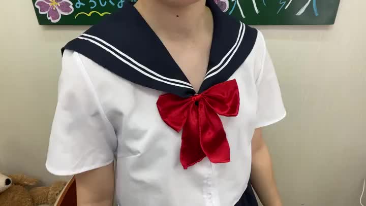 お兄さん、こんにちは！💕 しいなです😘

しいなはね、お兄さんに会いたいなぁって思うと、もうムラムラしちゃうの😳💦 特に、お兄さんのあんな姿やこんな姿が頭から離れなくて…🤤 妄想が止まらない！🙈

例えば、お兄さんが仕事帰りに会いに来てくれた時、スーツ姿にドキッとしちゃう💘 ネクタイを緩めて、シャツのボタンを外した瞬間… もう、想像しただけで、しいなは興奮しちゃうよ😻

お兄さんは、どんな時にエッチな気分になるのかな？😽 しいなに教えてくれたら、もっとお兄さんのことが知りたくなっちゃうかも…💓

一緒に気持ちいい時間を過ごしましょうね💕 しいなは、お兄さんとの時間を楽しみにしてるよ！😘```