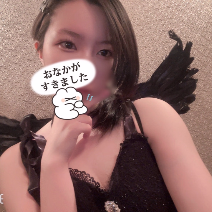 はろうぃん🎃🦇🕸なので
コスプレを用意したのですが、
思った感じにならなかったので
画像だけ供養(✋🏻˘ω˘ 👌🏻)
可愛いんだけどね
サイズがデカすぎます😞笑
撮影ようにでもしようかな😂