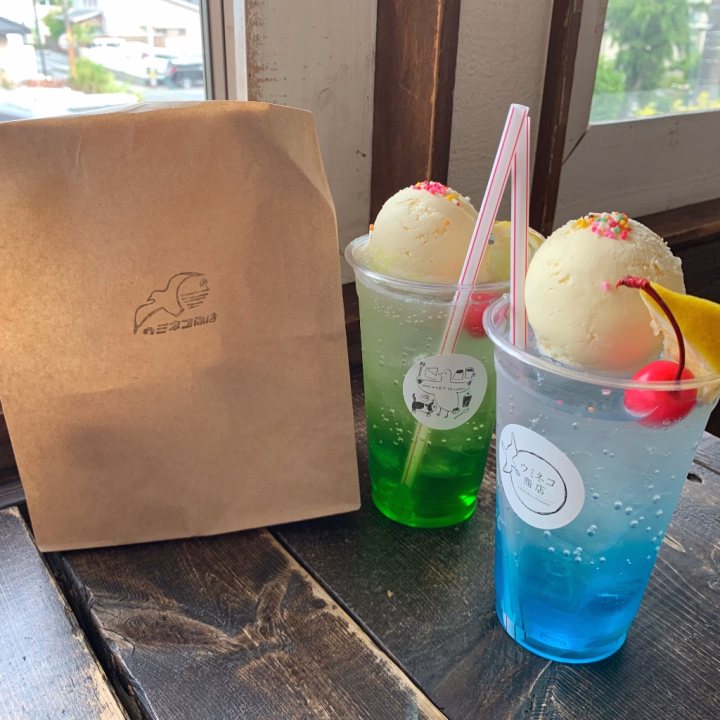 ももなです🍑


昨日は、びっくらこいたー🤯…
ハマってないと思ってたから
玄関開けた瞬間、
　あっ😲！ってなり
"せんぱーーーい❤️"
"後輩ちゃん"なんつって笑

先輩のせいで
デカヘソ喰種打ちたくなっちゃったじゃん🫠🫠🫠
ま、打たないけど🤣


散財するから
あんまり行かないように
我慢してるのに、
私のおち◯ぽくん達…
　あれ面白いよ、これ打った？
なーんて言ってくるから😭
行かざるを得ないよねん🥺

罠にかからないように気をつけまーす✊