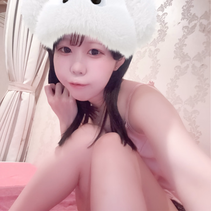 22日16時までしかいないので(8日間いる)
最後に逢いに来てね🥹

次回未定なので🥹