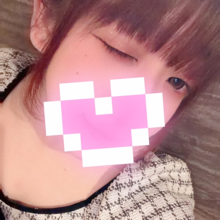 おはようー！ののです！

今日9時から24時までいるよ💘あいにくの雨ですが、会いに来てくれたらうれしいな😭😭😭お待ちしてます🫂❣️