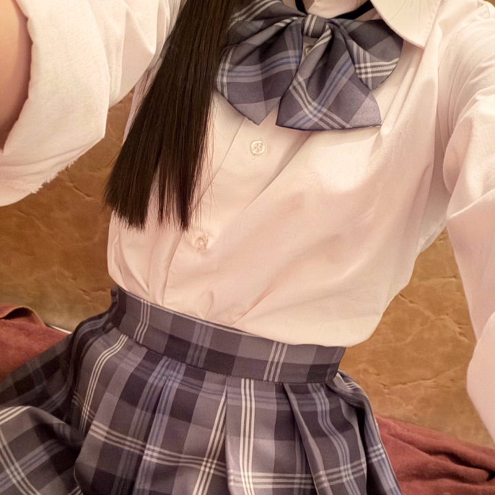 こんばんわ、のぞみですෆ˚*
本日も元気に出勤しています♪

本日の出勤👉19:30〜23:00
現在22時から空き枠🈳となっています！
お誘いお待ちしてますね(*´꒳`*)