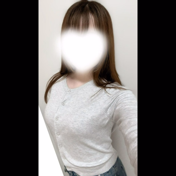 本日完売しました❕
予約してくださったお兄様方
ありがとうございました( ᐪ꒳ᐪ )♡

たくさんの人にまた会いに来るねって
いってもらえて、ひめの幸せ...；；
またいっぱい愛してね♡

次25日12時~19時出勤予定です！
楽しみに待ってます✨️