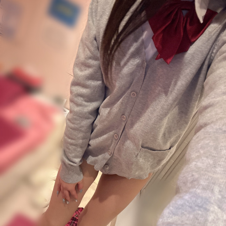 最近すごい寒い🥶
お部屋の温度たかめにするのもいいけど、、
ふたりで密着がいいな〜🫠💕︎
おしゃべりしながら、えちえちな事して余韻に浸りたいな✨🤤