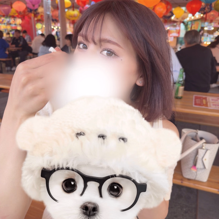 みんな〜、
こんばんわ！
久々の投稿です☺︎
私ごとですが先日誕生日迎えました！
年齢が大人になるにつれて心も成長できるように実りある2○歳にします！