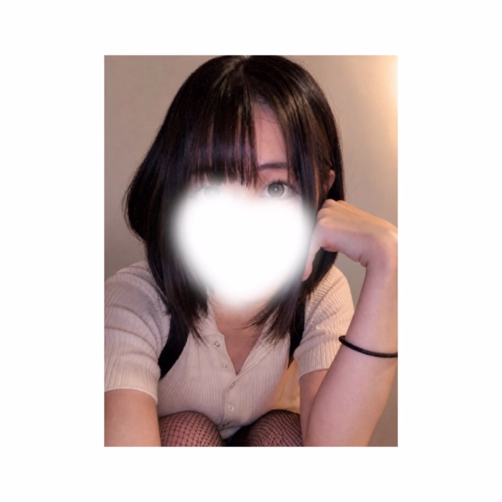 お久しぶりです！和葉です🌿‬

次回ですが
7/4(金) 17時30分〜LAST
7/5(土)〜7(火) OPEN〜LAST
で出勤の予定が決まりました⸜🌷︎⸝

まだ日程が分からないですが
もしかしたらもう少し日程伸ばせるかも？
7月後半も行きたいな〜と考えてますが
予定が分からず未定です🥲‎🥲‎
もし変更あればまた日記上げますね〜！


久々でめっっっっちゃ緊張してますが
ヒメチャンネルでもご予約承ってますのでぜひ🙂‍↕️💗
まだひよっこなのでご承知ください……🐤⸒⸒

ではでは、皆さま良い週末を〜！😺👍🏻


🌿‬和葉🌿