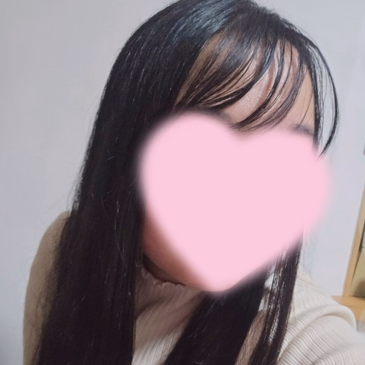 はじめまして！なぎです🌼

本日入店しました！
ドッキドキで緊張したんですけど、優しくしてもらえてよかったです💞

まだまだ慣れないこともあると思うんですけど、たくさんがんばります！

次回出勤した際も、ぜひぜひ会えるの待ってます💓

　　　　　　　なぎ