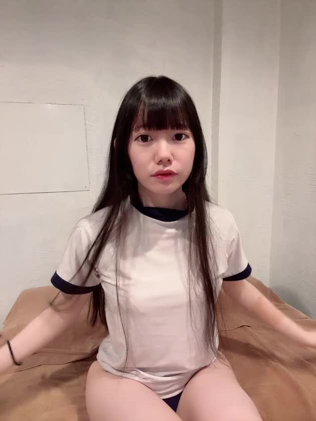 責め派の私のこんな姿
見れるのはお兄さんの特権だよ🔞

責めるのはもちろん得意だけど
責められるとすぐ濡れてきちゃう💞

会いに来てくれたお兄さんは
びちゃびちゃすぎてびっくりしてたけど
ほんとに敏感だから優しくしてね💘


うい
x(Twitter)from:uichan_nemui