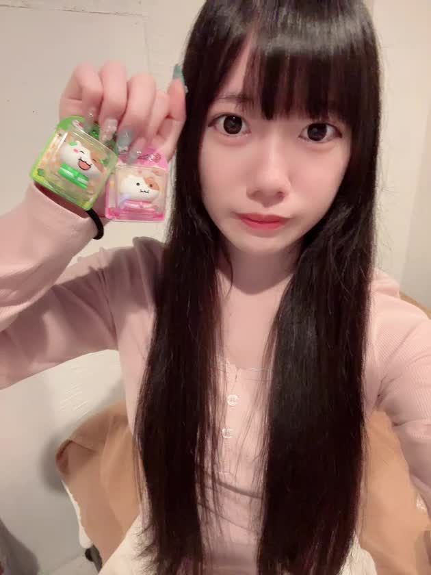 今日は最終日‼️ってことで
この期間7回会いに来てくれた
お兄さんとデートしてきた👫💖

8日間の出勤なのに
7回来てくれるって凄すぎてびっくり😳

お寿司食べてガチャガチャして
お菓子買いに行って🎶
海も見た！！！🌊
全部私がしたかったことさせてくれて
楽しすぎたあ🤤💗💗

お兄さんが自分のこと段々話してくれる
ようになって嬉しい気持ち🌟🌟

夜勤頑張ってね❤️‍🔥
来月も会いに来てくれるの待ってるね💕︎

ほんとにありがとう😭😭


うい
x(Twitter)from:uichan_nemui