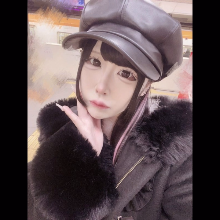 おはよー👶🏻

今日12時からいるよ（｡･ω･｡）💮︎💕︎

今日から少しイメチェンしてみたりしてる！

写真は過去画だけど♡♡

ちゃんとかわいくしてるからぜひ見に来て(𓂂꜆◕⩊◕꜀𓂂)🩷

土曜日休みの人も仕事の人もいると思うけど、キラとリフレッシュしよお◟( ᵒ̴̶̷̥́ ·̫ ᵒ̴̶̷̣̥̀ )

まってるね♡♡