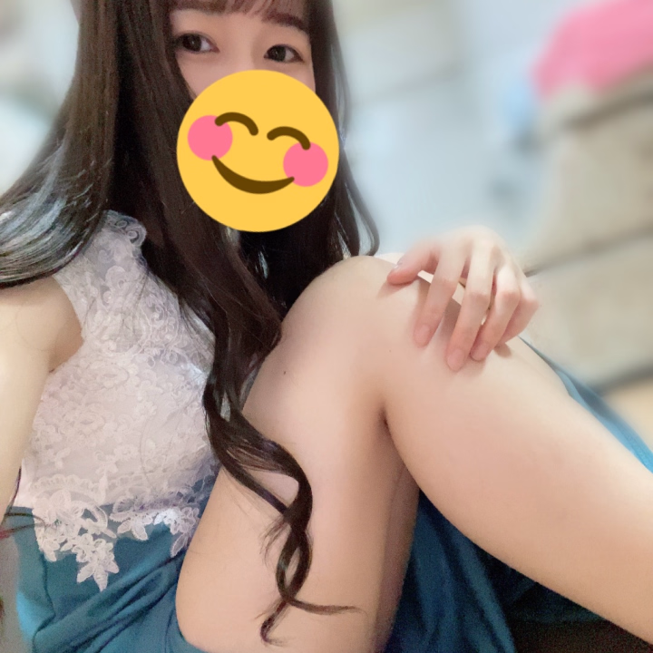 ハピネス東京五反田店に入店しました🆕💕

さゆです❣️

今日は2回目の出勤中です🎶



趣味はアニメ鑑賞(バトル物多いかも🤔)、グルメ巡り、旅行も好き🥰

好きな食べ物は甘いもの全般、和菓子とか結構好き❣️お饅頭とか、塩せんべいも好きです🤤
あと、お肉も大好きです✨️🐖🐓🐄



未経験ですが、頑張ります🔥
いっぱい癒されに来てください😊🍀🫧


さゆ
