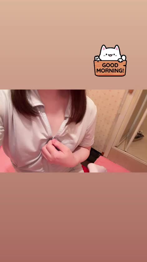おはりあ☀️久しぶりにスク水着たよ⭐️