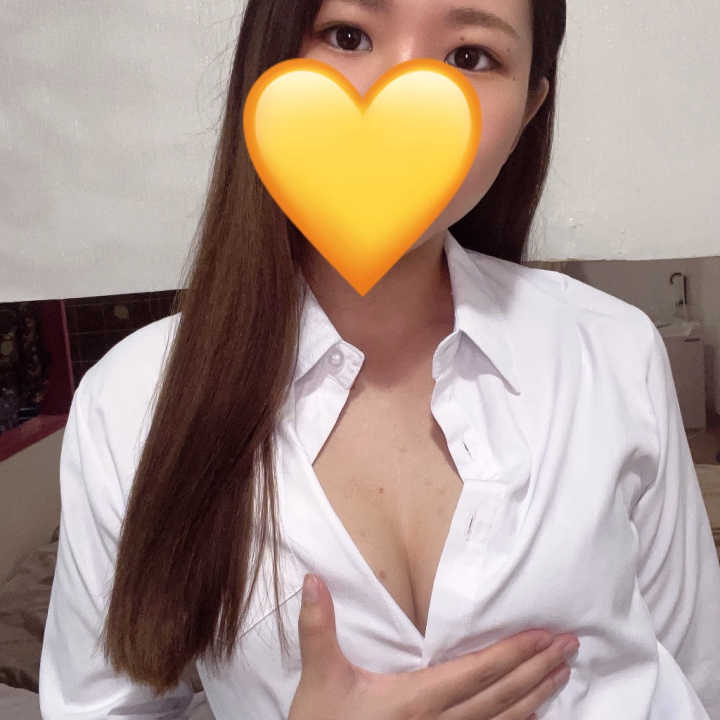出勤しました🫶🏻💕
昨日も今日も雨っぽいですね☔️💕︎
もしかして梅雨入りした?🤔💭
雨の日は無理しないでね💛