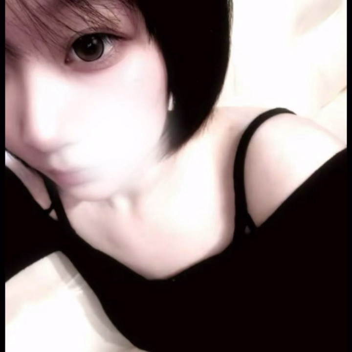 今日は退勤しました🍵
お客さんが2人来てくれました✨️

1人目のお客さんは中国の優しいお兄さん👦🏻
日本語がすごく上手でした💞
冷たいドリンクもありがとうございます☕️

2人目のお客さんはサラリーマンお兄さん👦🏻⭐️
年齢も近くてすぐに敬語を外して
お話させていただきました😻😻
出身地の話などたくさんできて楽しかったです💘

皆様と楽しいお時間過ごしたいです🤍
次回もお待ちしております^^