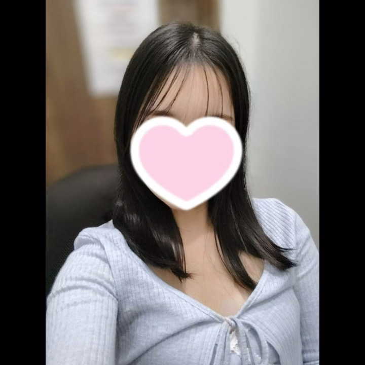 こんばんは、そらねです！
今日も短時間ですが、お兄さんに会えるの楽しみにしてます✨
木曜日は1日いるので、お時間合うお兄さん待ってます〜！
