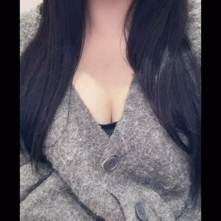こんばんは🌙
出勤しました✨


今日もラストまでいてます😊

お時間あえば会いに来てください❣️
お待ちしてます💖


るん