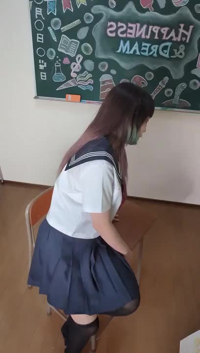 オタクに話しかけるのほちゃんシリーズです！
(テスト勉強を持ちかけられる話)

学生時代ってテストめっちゃ勉強したよねぇ……今は夏休みもそろそろ終わる頃じゃん？

と、言うわけでちゃんと帰宅出来てるよー！！もう帰った瞬間に爆睡よ笑

久しぶりにこんな寝たわ。
と、言うわけで次は池袋かな！！みんな、待っててね！！！