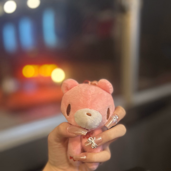 明日久しぶりに出勤します！
ずっと体調崩してて出れなかったし、可愛い写真も全然ないから明日撮らないとだねっʕ ◦`꒳´◦ʔ
待ってるから来てねぇ"(∩>ω<∩)"