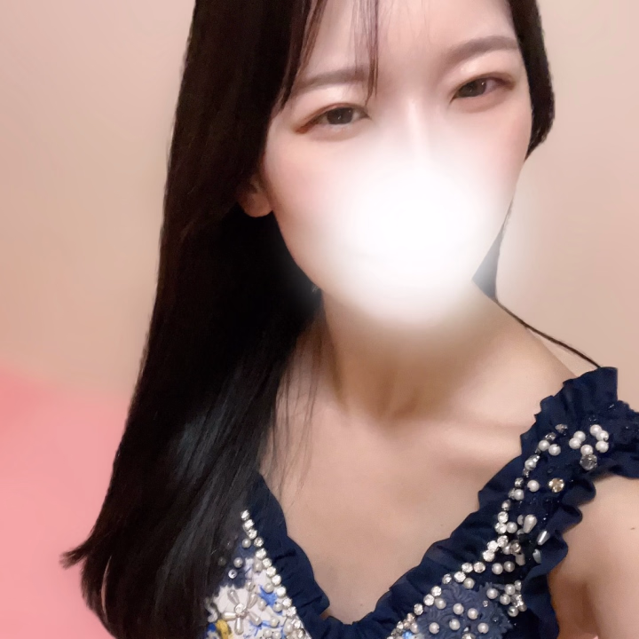 おはようございます！

昨日もありがとうございました🍀

昨日帰ってから溜まってた家のこと全部してすっきり🙂‍↕️

家が荒れてると気分も何となく下がるから、綺麗になって気分も軽くなった〜♩✨


今日も7:00~16:00で出勤です！

ご予約ありがとうございます！
当日もお電話でのお問い合わせが嬉しいです🫶

梅雨の晴れ間、あやねといい気分ですごしましょう？

お誘い楽しみにお待ちしております！

.
🪼あやね ヒメ予約はヒメチャンネルから🪼
https://hime-channel.com/profile/qn_vmy
①日時②コース③初指名 or 本指名④お名前
全てご記載の上、トークからお願いします♡
前日、当日はお電話で直接ご連絡ください♩