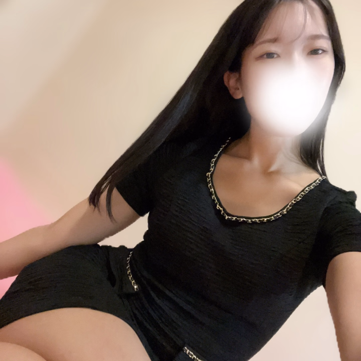 おはようございます☀️

今日も7:00~16:00で出勤です！
ご予約頂いているお兄様方、お気を付けてお越しくださいね。

今日は久々に朝ごはんに食パンを食べました🍞

たまにはあり🙂‍↕️



それでは、今日もお誘い楽しみにお待ちしています◎

.
🪼あやね ヒメ予約はヒメチャンネルから🪼
https://hime-channel.com/profile/qn_vmy
①日時②コース③初指名 or 本指名④お名前
全てご記載の上、トークからお願いします。
前日、当日はお電話で直接ご連絡ください♩