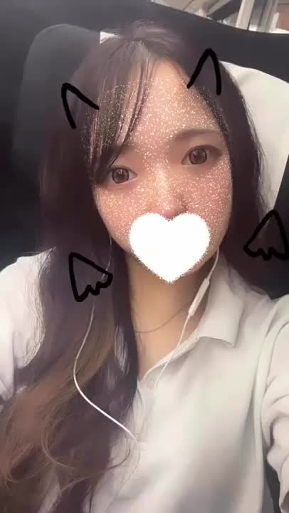 2日間と少しという短い時間の中
会いに来てくれたお兄さんへ💕
本当にありがとう🥲💓
はじめましてのお兄さんは
また呼ぶねって言ってくれて
2度目ましてのお兄さんは
会えたの嬉しい！っていってくれて
本当に嬉しい🥲
学校の都合上なかなか長い期間いられないけれど
またお兄さんと会える時間作れるようにするね!!

差し入れをくれたり
一緒にご飯やお酒を飲んでくれたり
ひなの好きなおもちゃで遊んでくれたり…
本当にありがとう🥰

明日からの学校はお兄さんとの
楽しい思い出と一緒に登校するね🏫💗

改めて
ひなを読んでくれたお兄さん方
本当にありがとうございました！
また会える日を楽しみにしています！