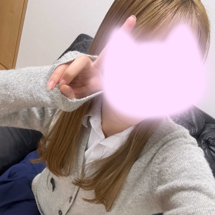 はじめまして、莉子です^ᴗ ̫ ᴗ^♡
最近はじめたばかりの新人でドキドキしていますが沢山の方にお会いしたいです♡ぜひ会いに来てくださいね♡