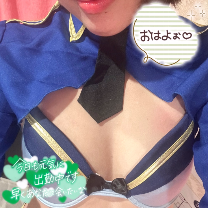 最終日元気に出勤してまーす☀️
本当はすごくすごく途中帰りたくなったけど
この日を迎えられてよかったー
しかも熱も出てない✌🏻
今日は24時までだよ〜⏰