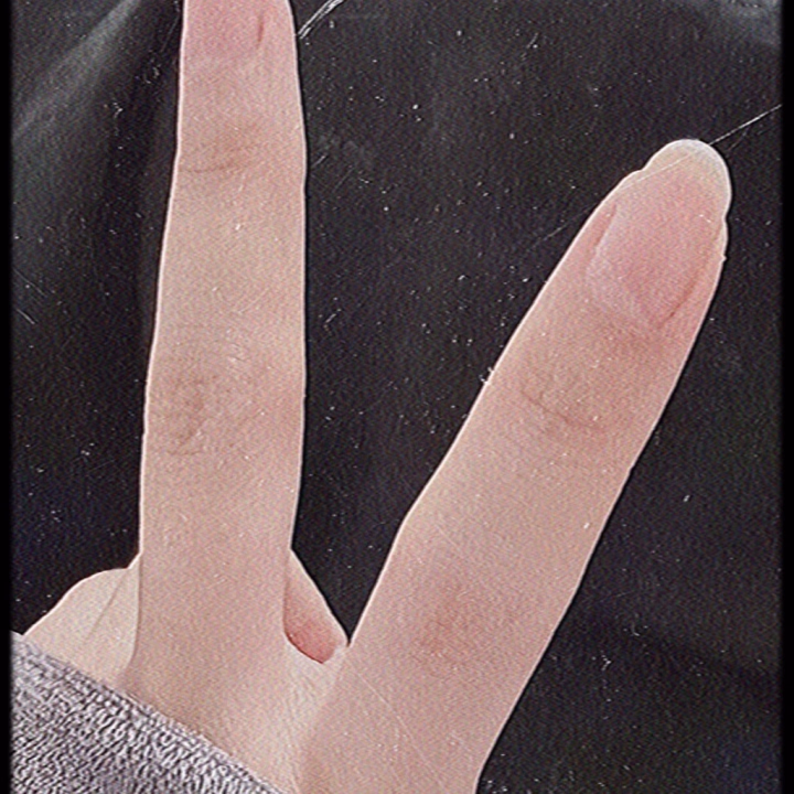 おやすみなさい〜〜
遅い時間なのにお付き合いしてくださった方ありがとうございました。いい夢を👋🏻