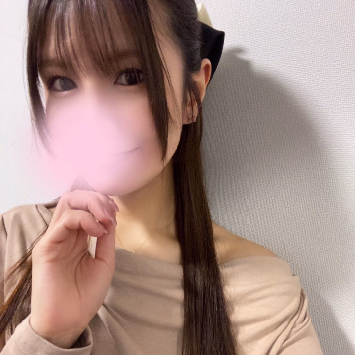 おひさでございます❣️

31日～5日までまた出勤となります♡

今回は遅番固定で16時から24時でお店に居ます🙋‍♀️🌼

ぜひ逢いに来てね⭐️


またね(´▽`)ﾉ