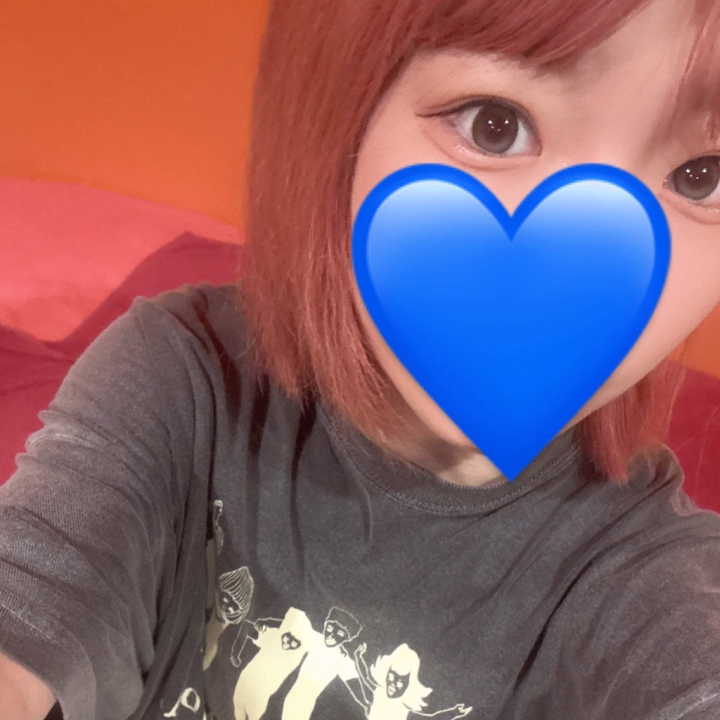 おはよう！！おれおです！！！
今日は遅めのお時間で五反田16:00-23:00です！！！
今日はどんなお兄さんに会えるか楽しみだなあ。。。
今ピンク髪だけど、そのうちまた前の髪色にするので見納めかも見に来てね！！！
ゆっくり楽しい時間を過ごそーう🥰