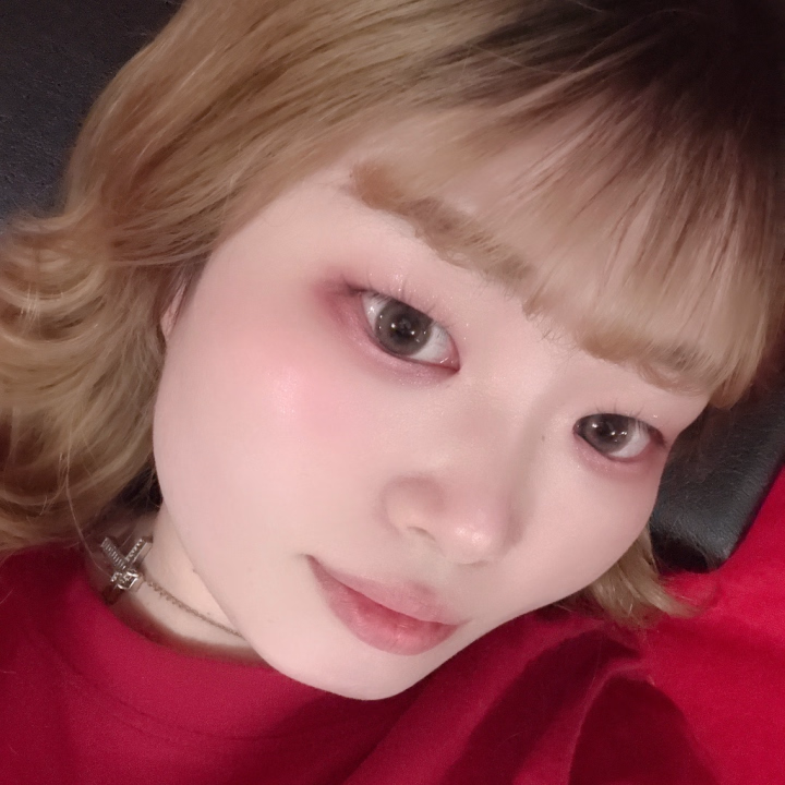みんな雨平気??😭☔️
さっき外でたらパラパラ雨降っててびっくり😂
雨で足元悪い中でも来てくれたお兄様ありがとう!とっても楽しかったです♡
まだまだお時間あるのでとびこみもお待ちしてます🎶