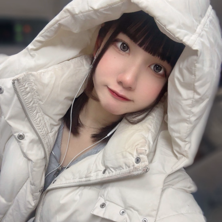 おはようございます、まゆるです🐶
お店向かってますε＝(((((ﾉ･ω･)ﾉ
本日は18時まで🕕❣️

昨日お家帰ったらすぐ寝ちゃっていっーぱい寝れた💤
最近おうちでいっぱい寝てる！(笑)

昨日雨降ってたから地面ぐちゃぐちゃしてるから、お店向かう時気を付けてね！！

本日もよろしくお願いします✨


まゆる🐶