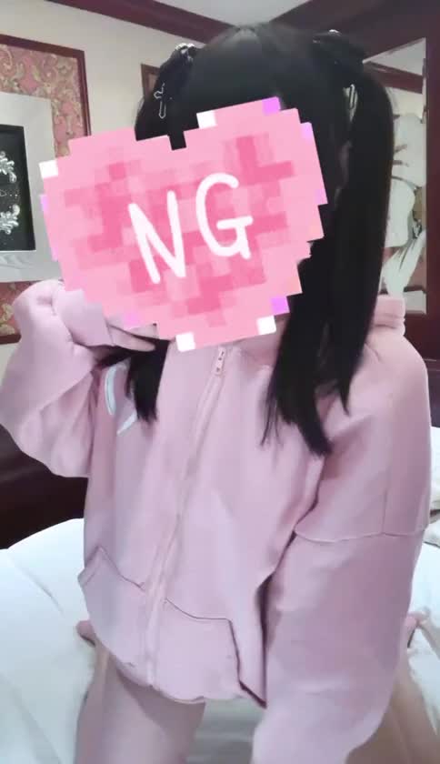 こんばんは🌛


今日のろぐいんぼーなすのおじかんだよ⏰


今日は

ぬぎぬぎ♡生着替えっ‼️


この続きはぜひ直接🥺🫧



こんな感じの動画撮ったりもできるし
イラマとかふぇらしてるとこ撮りたい！
聖水かけてほしい！その様子撮りたい！
などなど

ご要望あればぜひお会いした時に教えてね✌🏻



みつはとえちえち濃厚接触♡しよーね😽🍌