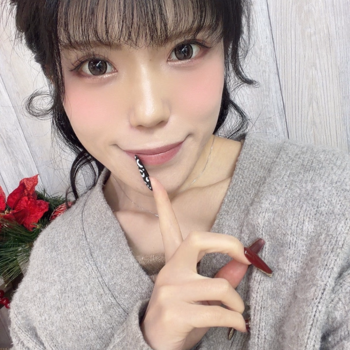 おはよー♡ななせです🎶


松山生活も残り2日です🩷

今日も９時からラストまで💫💫


ニコニコ楽しい時間過ごそうね〜🌻