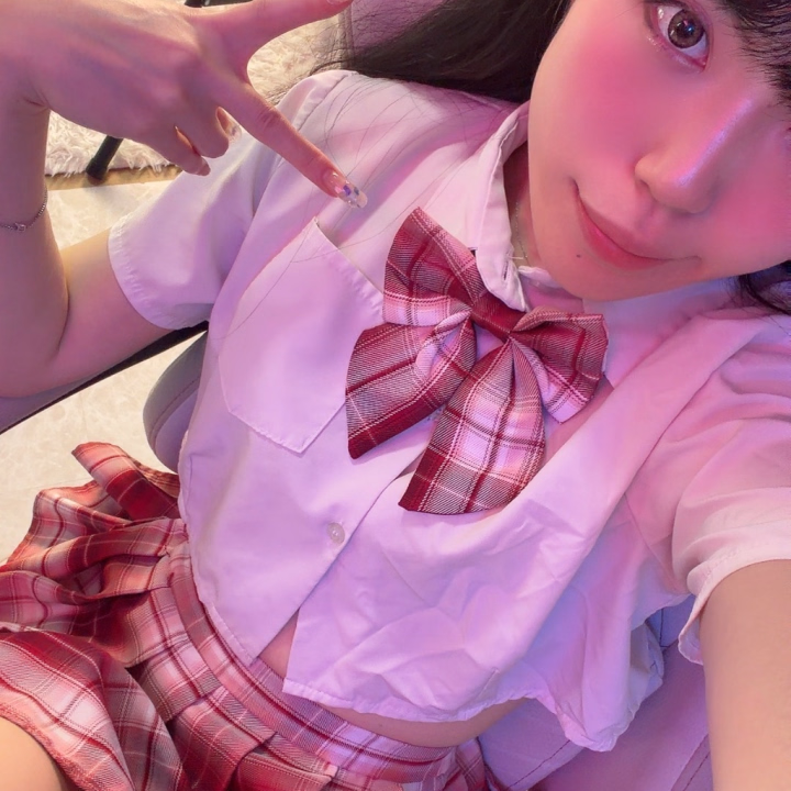 出勤してます✨✨✨

今日も事前予約ありがとう～！🩵
事前予約はみずほがとても喜びます😏


当日の🈳情報は
お店にお問い合わせください😊