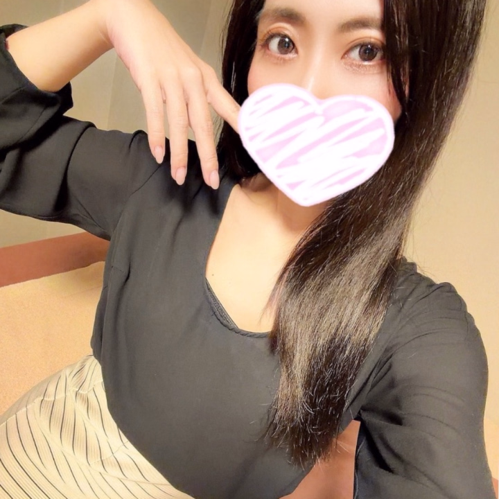 今日も一日あっとゆう間に
終わりが近づいてます、、🥺

今日終わったらしばらくお休みだから
最後までたくさんのお兄さまと
遊べたら嬉しいです(⸝⸝›_‹⸝⸝)‬

今夜はぐっすり寝るためにしゅうかと
スッキリしませんか？💞