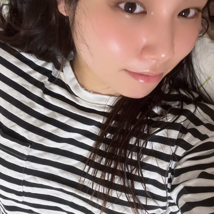 おはよ！珍しく朝シャンでした。

こゆーい紅茶を淹れて、セブンの豚汁食べて今日の元気を充電、たっぷり頑張るぞー！🫶