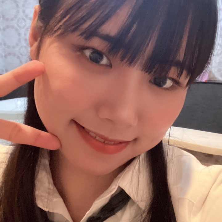 やほ！姫路に向かってまーす！

ビルの隙間、空の遠くの方に入道雲があって夏すぎるなぁ…と思ってます。

こんな日はエアコンガンガンのお風呂屋さんしかないんじゃない！？

涼しいお部屋で二人だけの世界に…

お誘い！お待ちしてますね😉